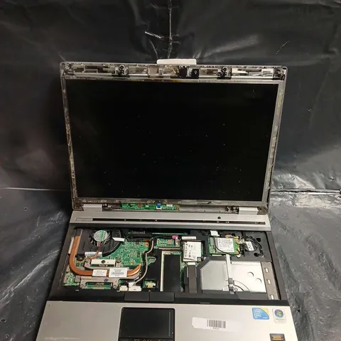 HP COMPAQ 6930P LAPTOP