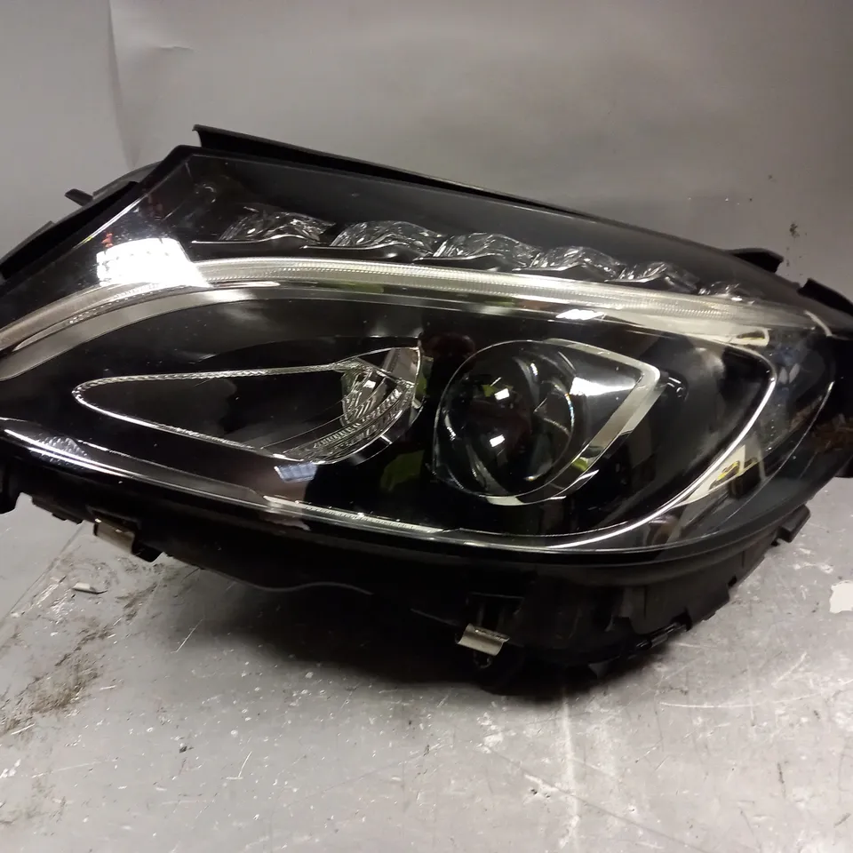 MERCEDES BENZ C-CLASS HEADLIGHT UNIT - COLLECTION ONLY 