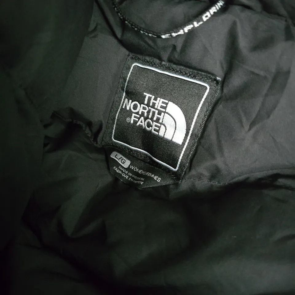 THE NORTH FACE WOMEN'S PARKA COAT WITH FUR TRIM HOOD - LARGE