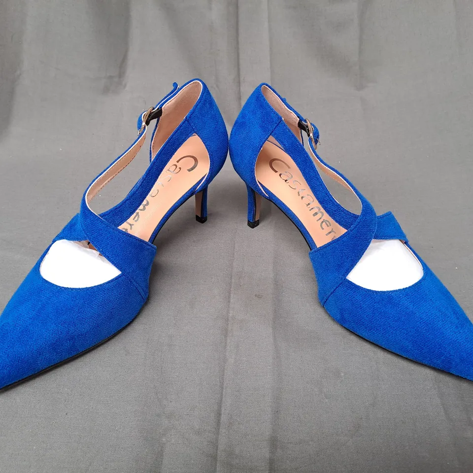 BOXED PAIR OF CASTAMERE POINTED TOE HEELED SHOES IN BLUE EU SIZE 35.5