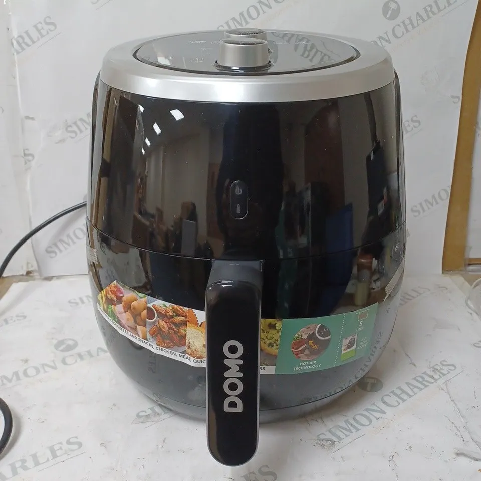 BOXED DOMO AIR FRYER DO531FR                  