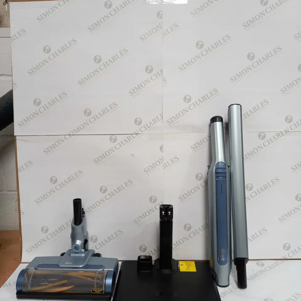 SHARK WANDVAC HANDHELD VACUUM CLEANER - BLUE