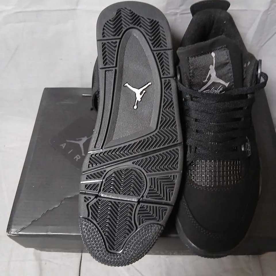 AIR JORDAN 4 RETRO ALL BLACK SNEAKERS (US 8 / US 9.5)