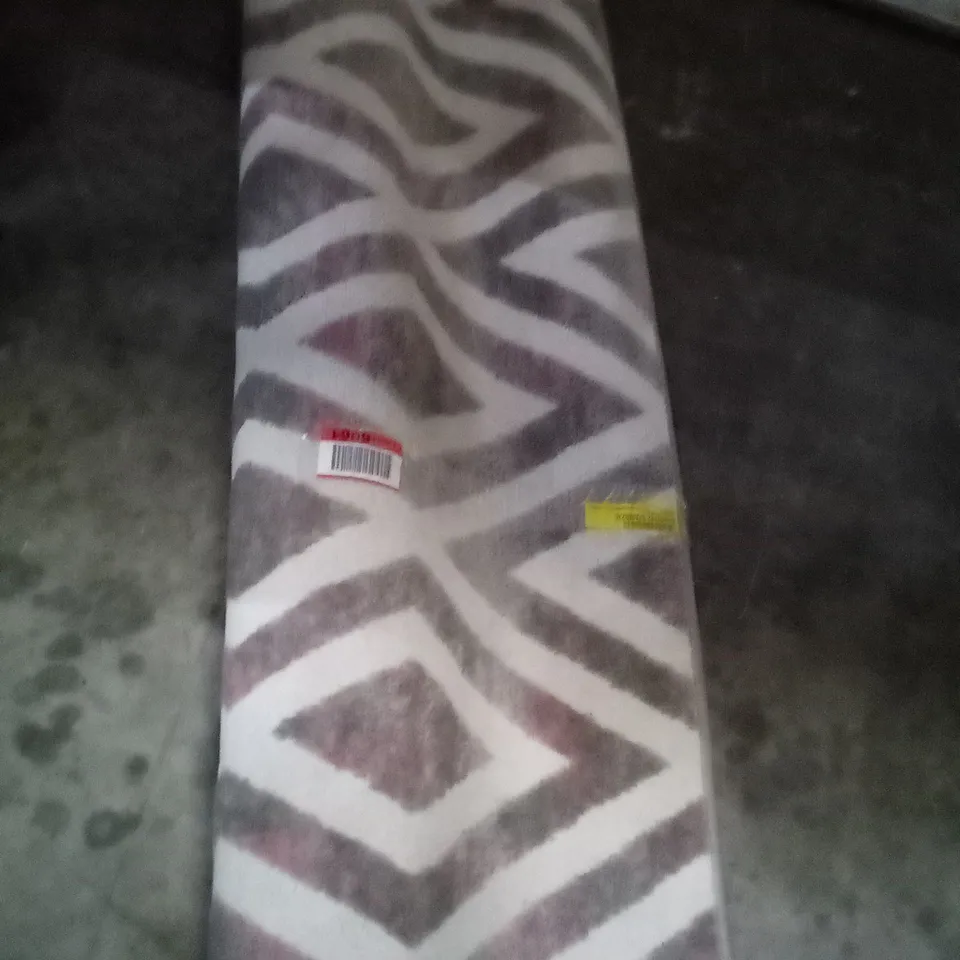 DOUGHTY ENZO BLUSH RUG SIZE UNSPECIFIED 