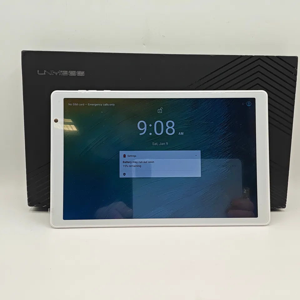 BOXED LNMBBS P40 64GB TABLET IN WHITE