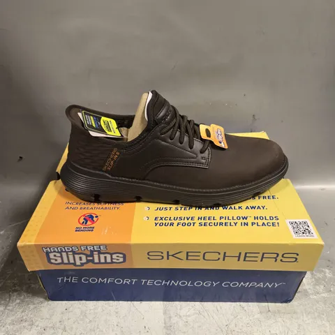 BOXED PAIR OF SKECHERS MENS GERVIN SHOES - 8