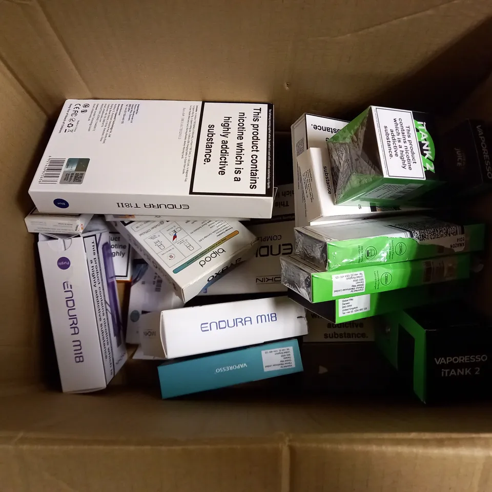 APPROXIMATELY 20 VAPES & E-CIGARETTES TO INCLUDE VOOPOO ARGUS PRO, VAPORESSO iTANK 2, INNOKIN ENDURA T18II, ETC