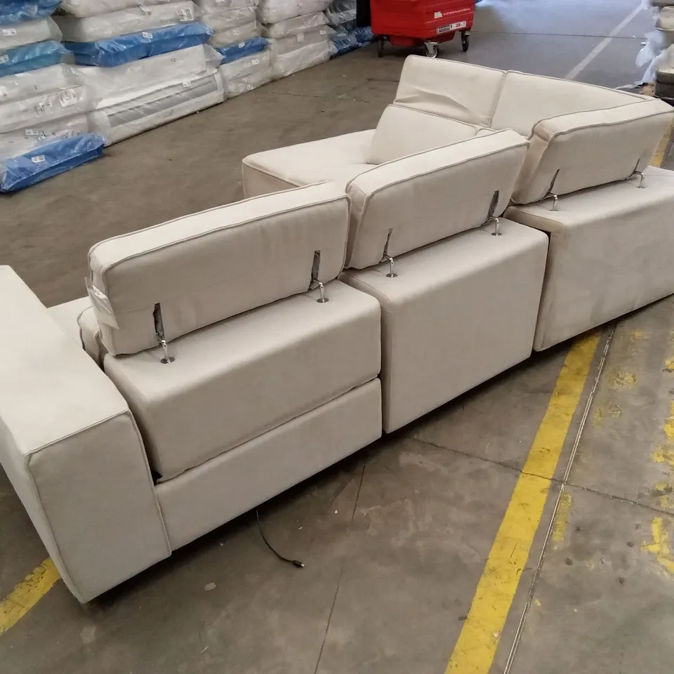 SAN ANTONIO POWER RECLINER LEFT HAND CORNER GROUP WITH CHARGING PORTS RRP £1339