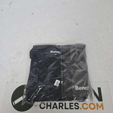 BENCH NAVY TOP – UK XL (ORIGINAL XL)