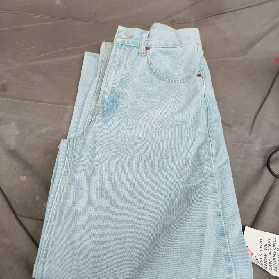 TOPSHOP WOMEN'S LIGHT-WASH DENIM JEANS – UK 10 (W28/L30) – MADE IN TURKEY