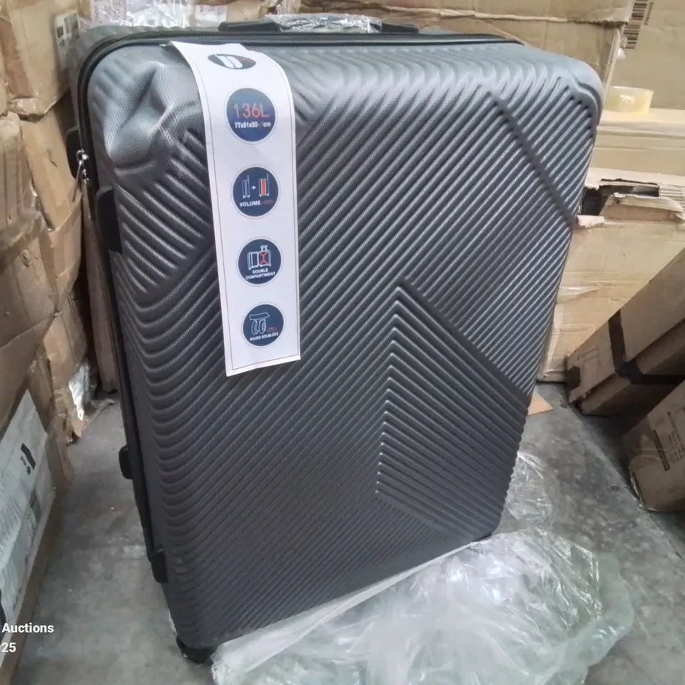 BOXED BLOOMLITE SILVER HARD SHELL LUGGAGE SUITCASE