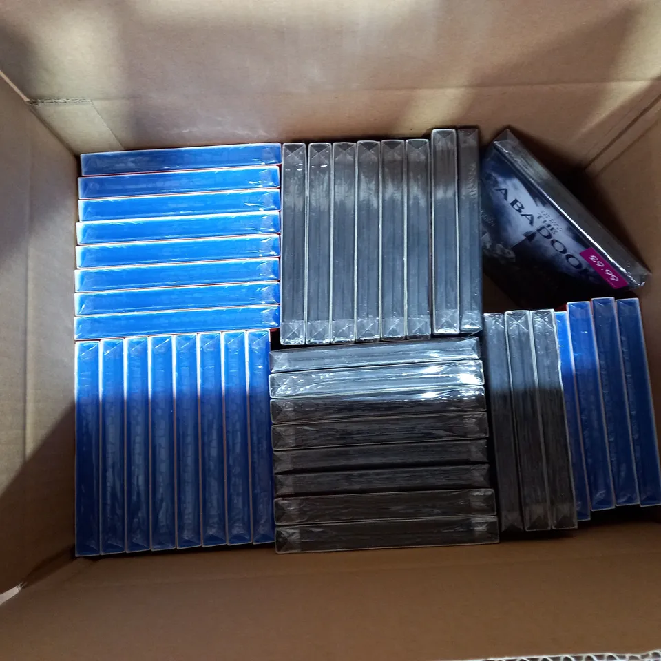 LOT OF APPROX 40 FILMS TO INCLUDE 20 'BIRDMAN' BLU-RAYS AND 20 'THE BABADOOK' DVDS