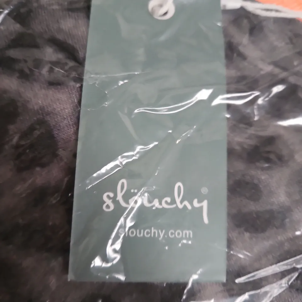 HARTNELL LEOPARD PRINT SWEATSHIRT – UK SIZE 16 (LARGE)