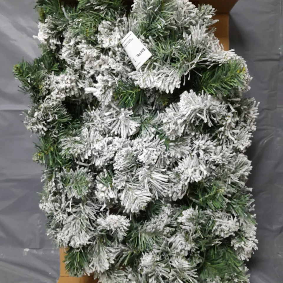 BOXED 6FT PRE LIT EMPEROR FLOCKED GARLAND RRP £44.99