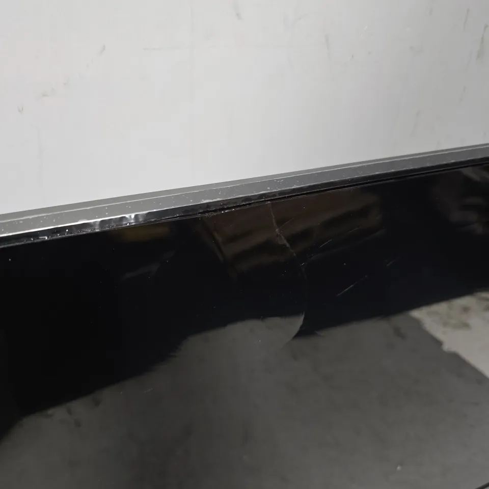 BOXED PHILIPS 6900ER SERIE SMART TV