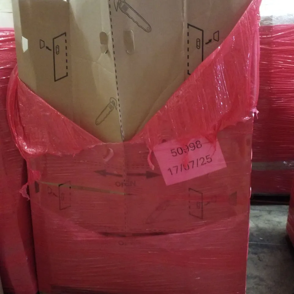 PALLET CONTAINING ASSORTED PRODUCTS INCLUDING TOILET SEAT, MULTIFUNCTIONAL FOOD PROCESSOR, PLAYPEN, TRUNKI BACKPACK/CAR SEAT & BLOCKING MATS