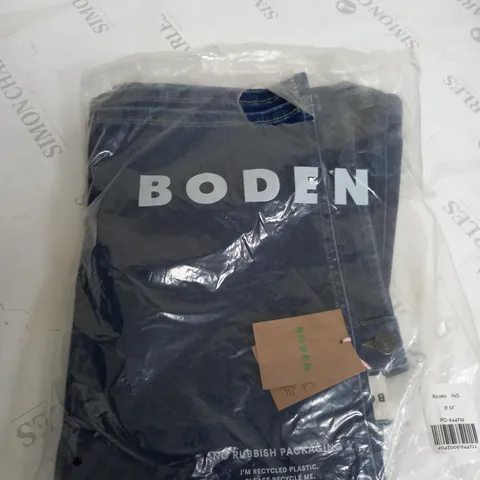 BODEN BLUE DENIM JEANS SIZE 31/32