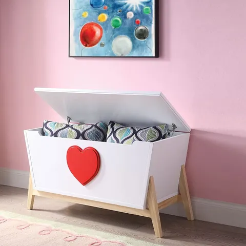 BRAND NEW BOXED ACME FURNITURE WOODEN TRUNK STORAGE BOX KIDS TOYS WHITE WITH RED HEART XXL (1 BOX)