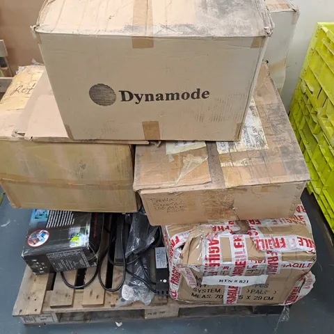 PALLET OF ASSORTED ELECTRICAL ITEMS TO INCLUDE ETHERNET HUB SWITCHES, EXTENSION LEADS, PORTABLE OPTICAL DRIVE, ETC - COLLECTION ONLY