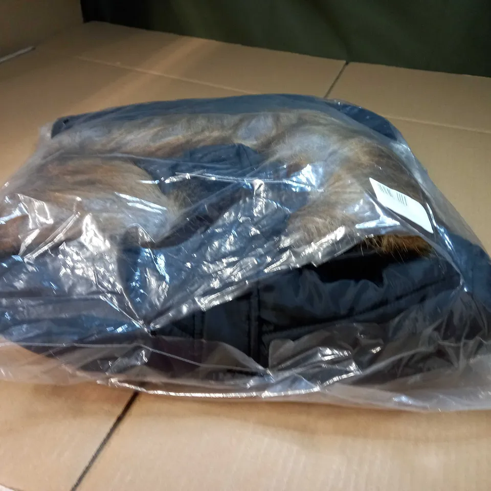 PACKAGED PRETTYLITTLETHING BLACK/FUAX FUR TRIMMED QUILTED PADDED JACKET - SIZE 4