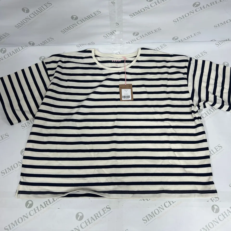BODEN STRIPED TOP IN WHITE/NAVY SIZE XL