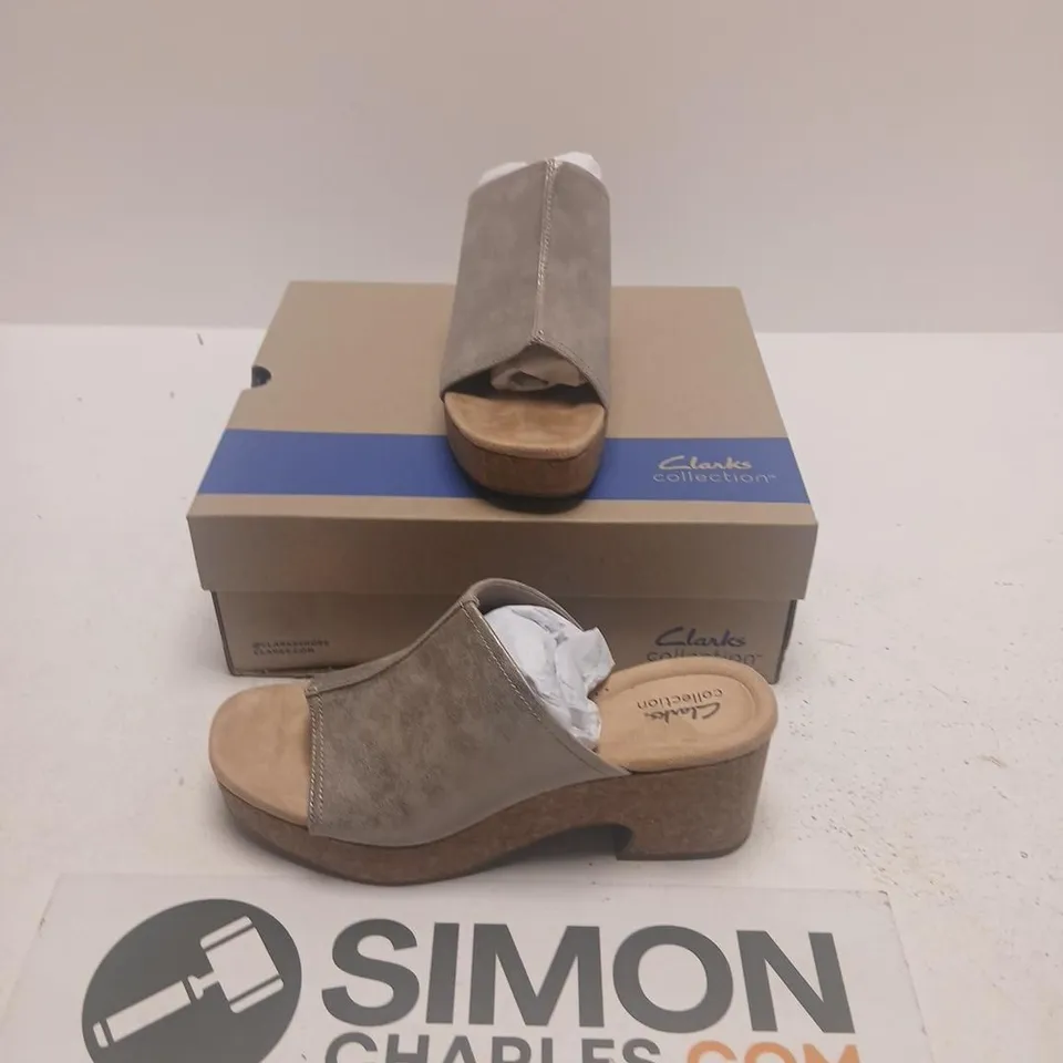 CLARKS COLLECTION WOMEN'S WEDGE SANDALS – BEIGE SUEDE, CORK HEEL SIZE 8.5