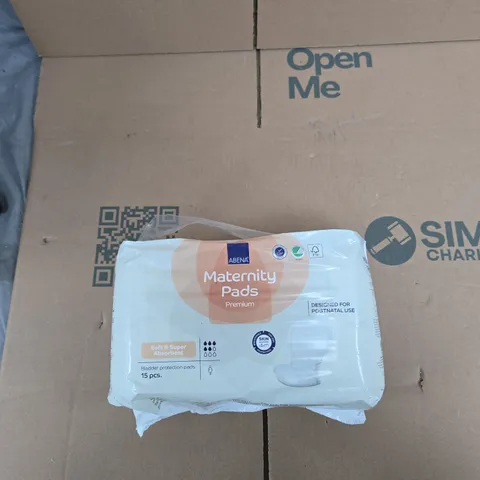 BOX OF APPROXIMATELY 20 ASSORTED ITEMS TO INCLUDE: MATERNITY PADS