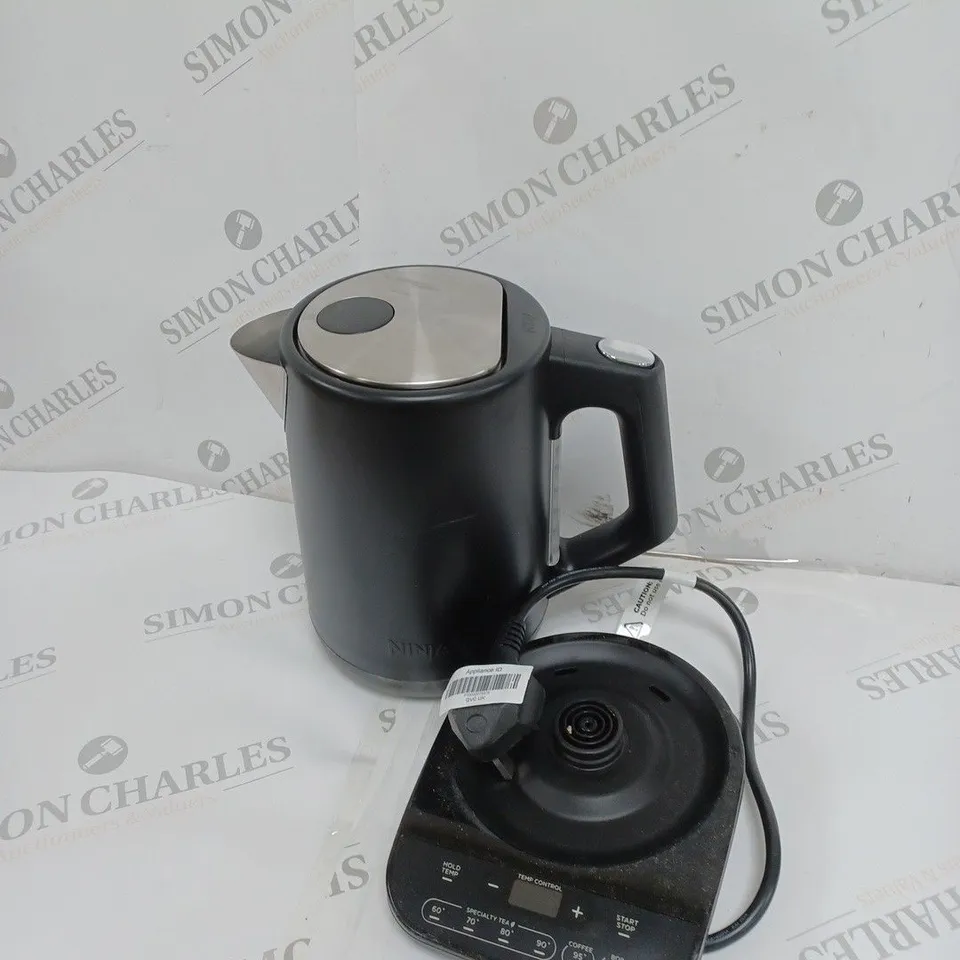 OUTLET BOXED NINJA PERFECT TEMPERATURE KETTLE KT200UK