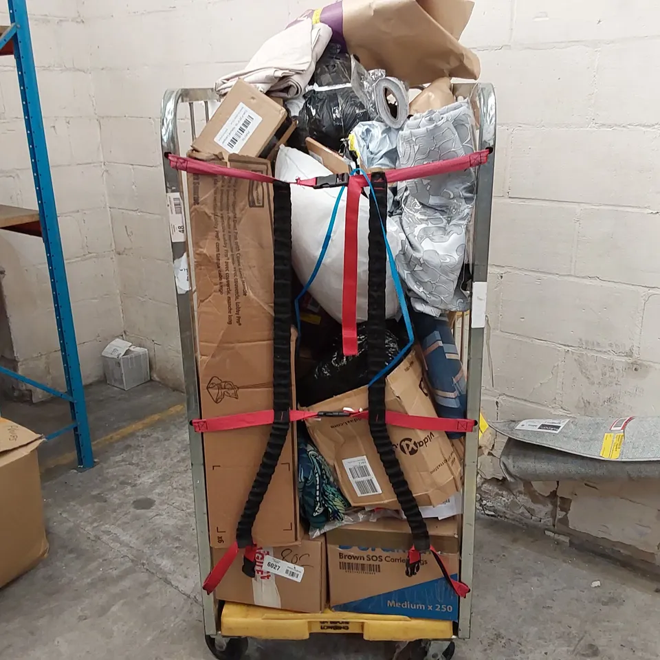 CAGE OF ASSORTED HOMEWARE AND FURNITURE PRODUCTS/PARTS (CAGE NOT INCLUDED)