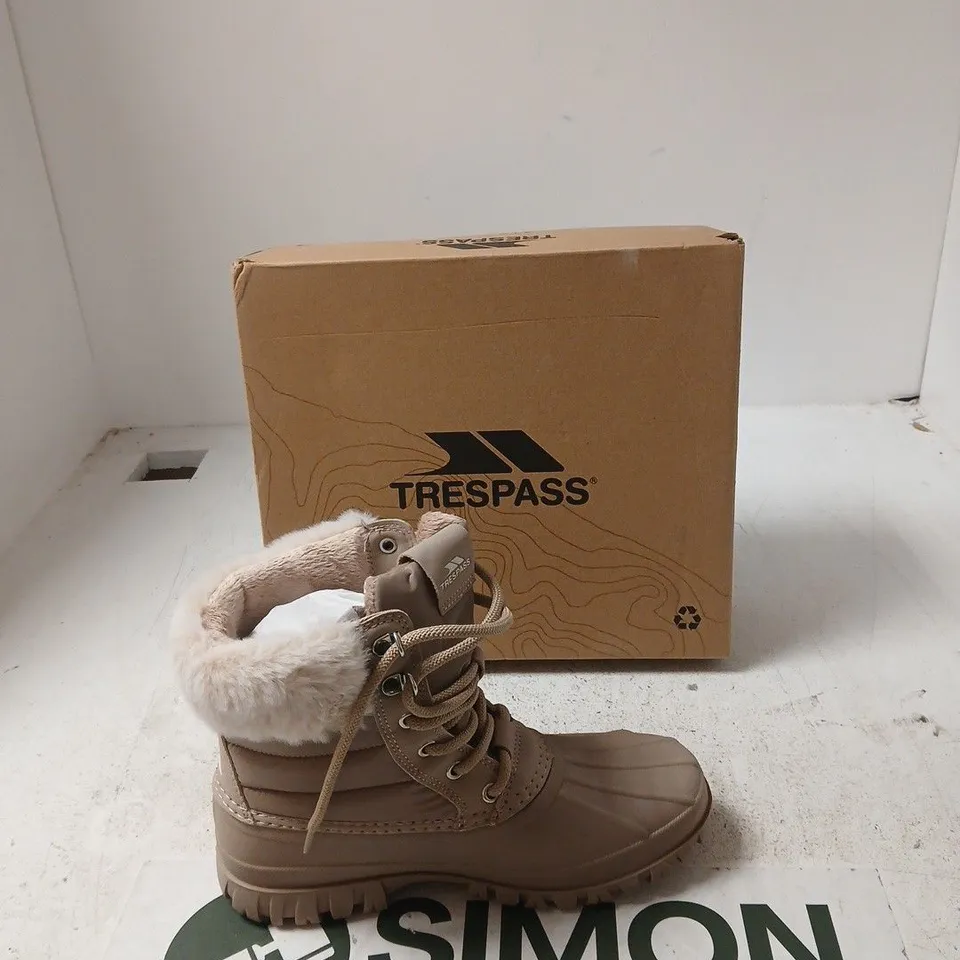 TRESPASS BRIONY SNOWBOOT – BEIGE, WOMEN'S UK 5 (EU 38)