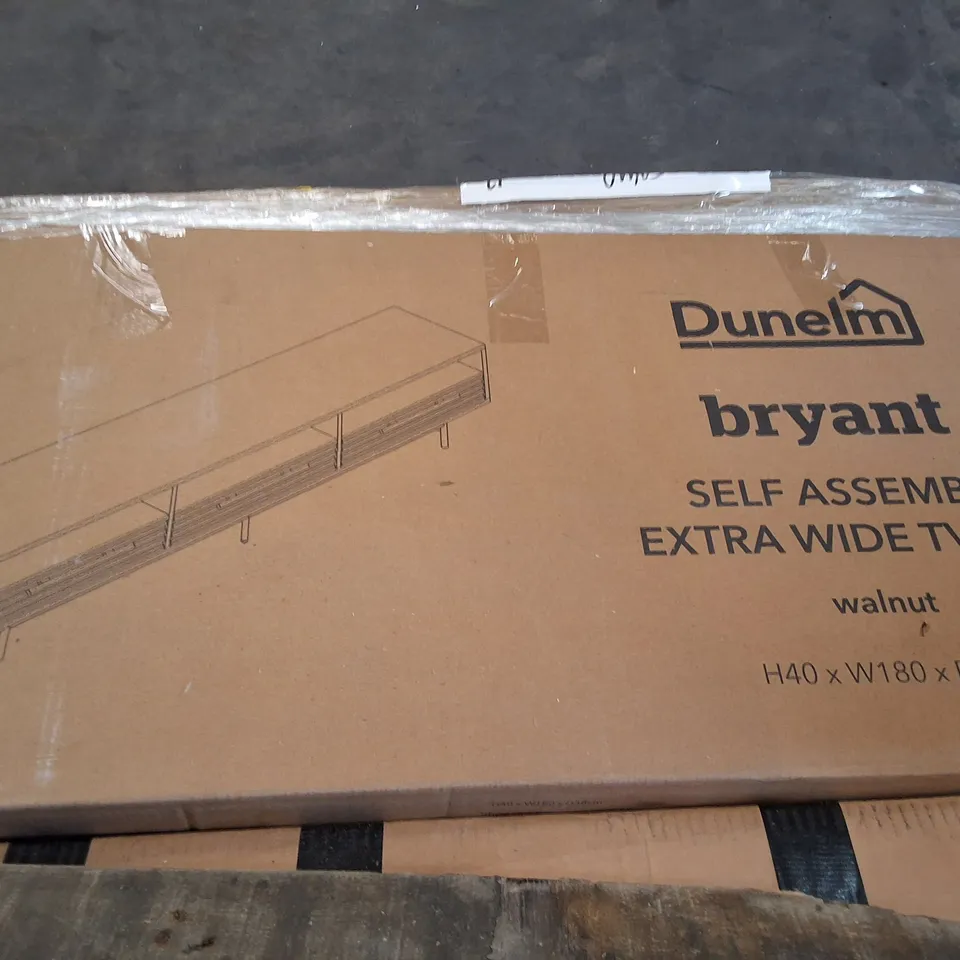 PALLET OF ASSORTED FLAT PACK FURNITURE PARTS 