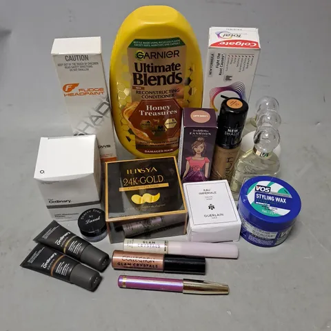 APPROXIMATELY 20 ASSORTED COSMETIC PRODUCTS TO INCLUDE - VO5 STYLING WAX - THE ORDINARY 100% NIACINAMIDE POWDER - COLLECTION METALLIC LIQUID LINER - ETC