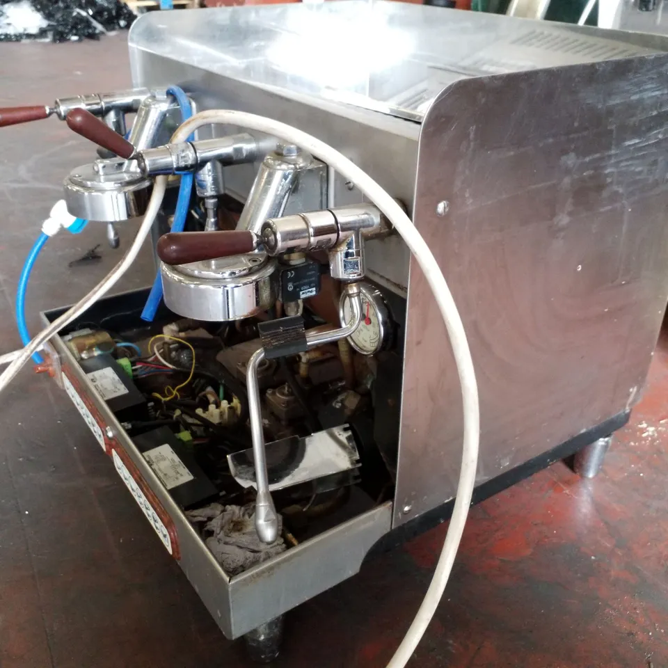 ELEKTRA BARISTA 2 STATION COFFEE MACHINE 