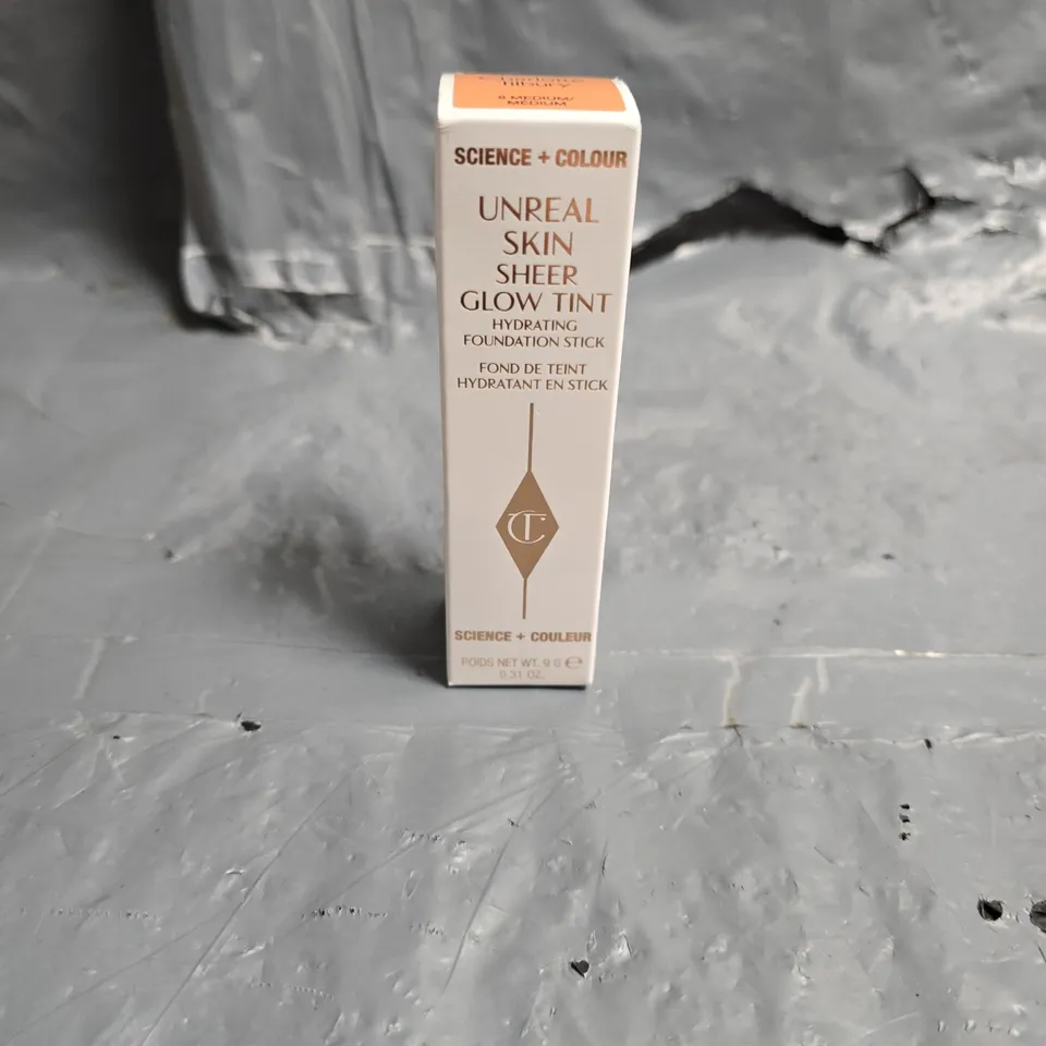 BOXED CHARLOTTE TILBURY UNREAL SKIN SHEER GLOW TINT IN 8 MEDIUM 9G