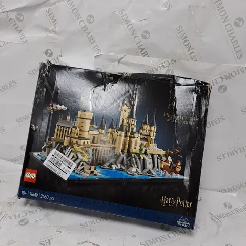 BOXED LEGO HARRY POTTER HOGWARTS CASTLE AND GROUNDS - 76419