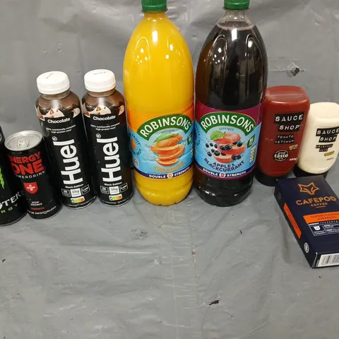 TOTE OF APPROXIMATELY 10 ASSORTED DRINKS ITEMS TO INCLUDE - HUEL, MONSTER, ROBINSONS SQUASH ETC. 