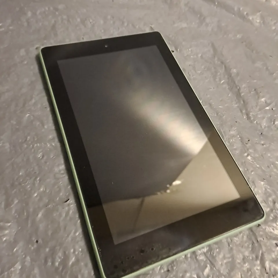 UNBOXED AMAZON FIRE TABLET IN SAGE - M8S26G