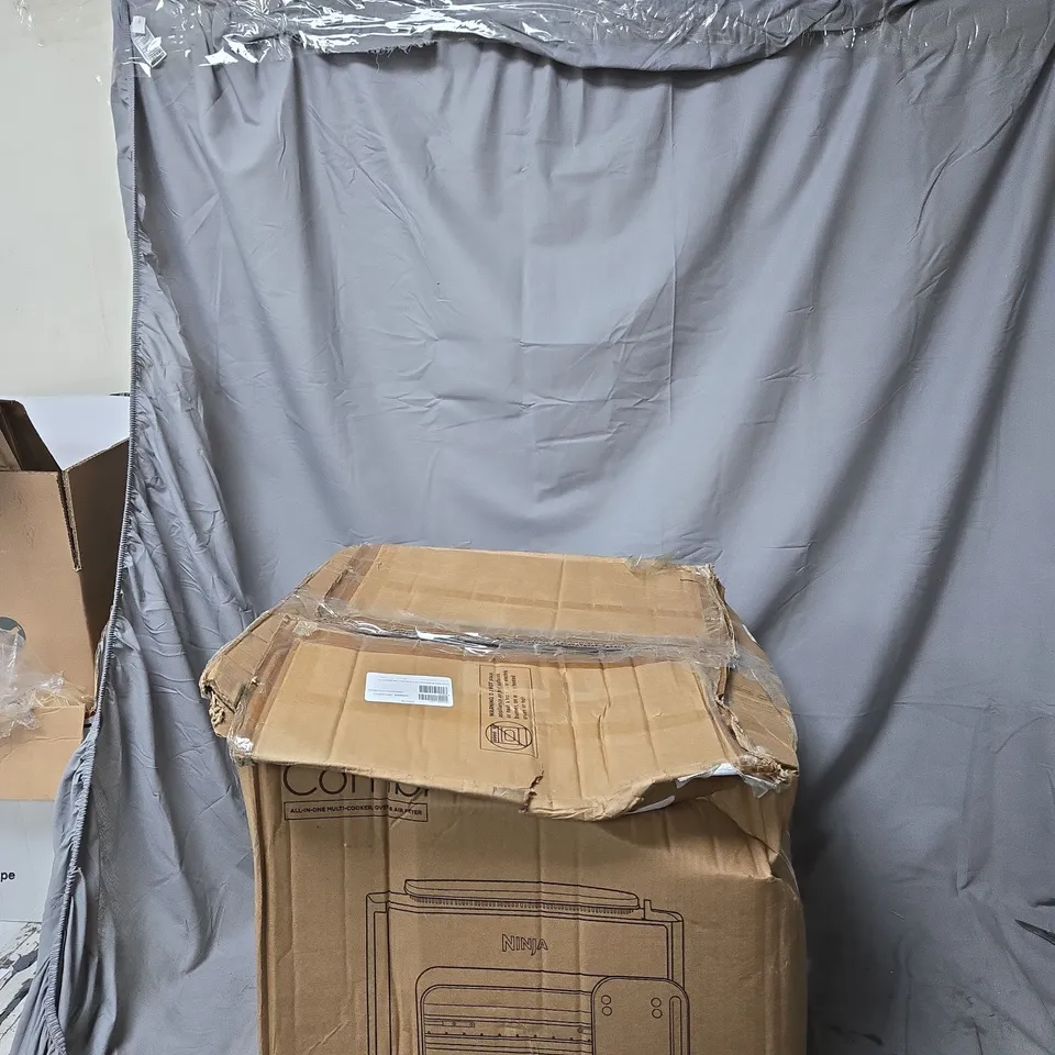 OUTLET NINJA MULTIFUNCTION OVEN & AIR FRYER .