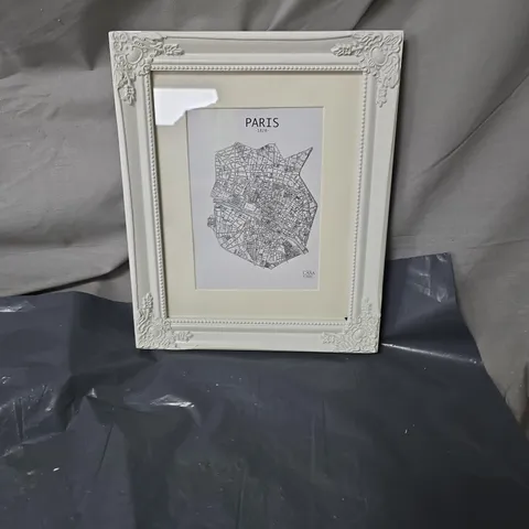 SOLID WOOD 10×8 INCH (20×25 CM) PHOTO FRAME – WHITE