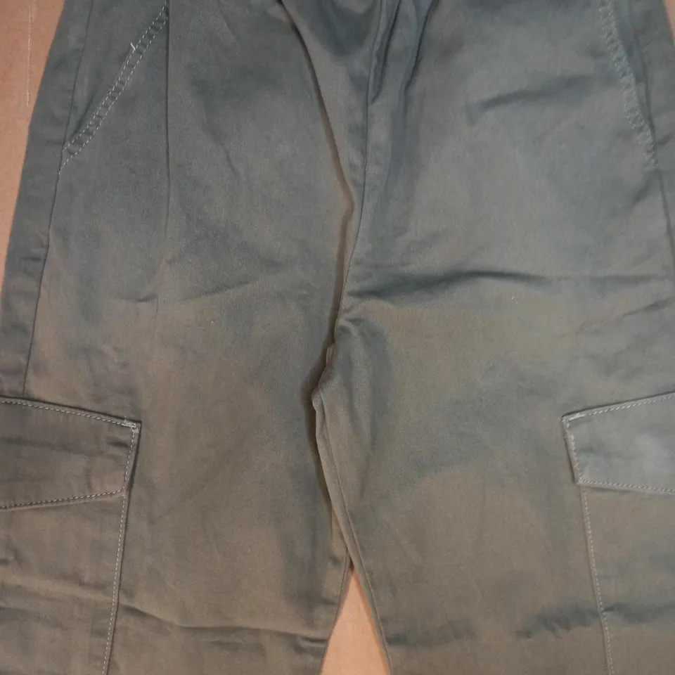 NEW LOOK GIRLS DENIM CARGO TROUSERS IN KHAKI SIZE AGE 11
