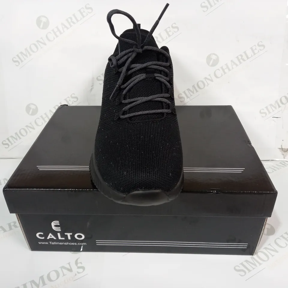 BOXED PAIR OF CALTO MESH FABRIC SHOES IN BLACK EU SIZE 45