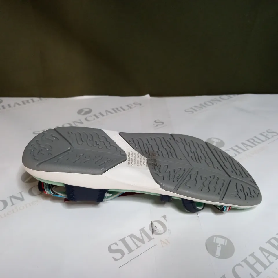 REGATTA LADY SANTA ROMA SANDALS SIZE 4