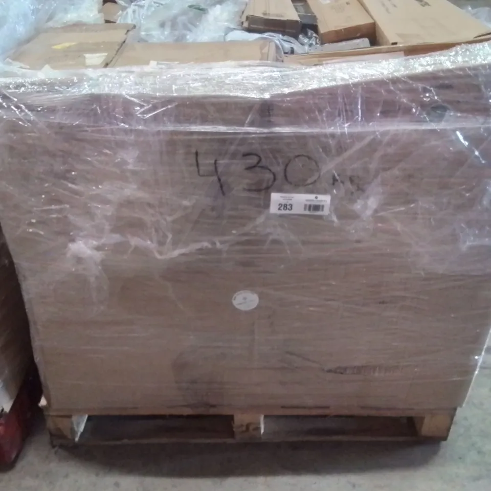 PALLET CONTAINING VERY LARGE AMOUNT OF TV AND PC MONITOR MOUNTS