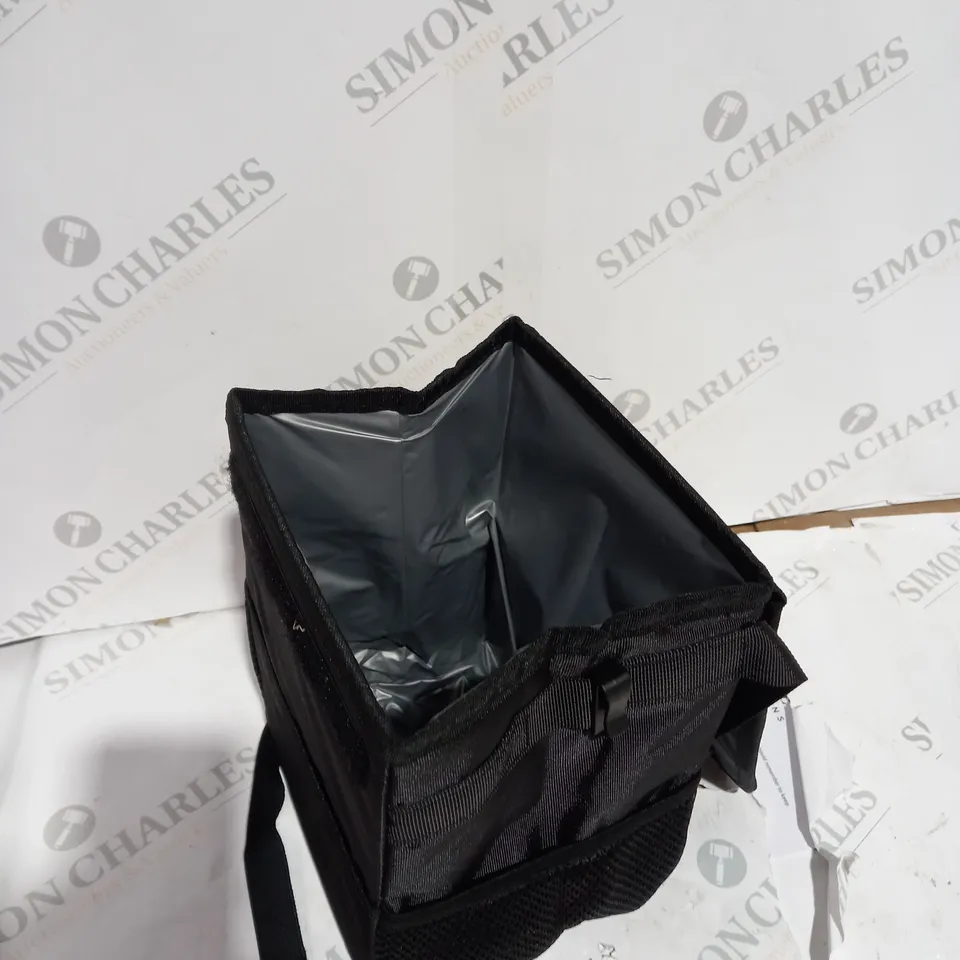 BLACK FOLDABLE LUNCH BOX TO CROSS BODY BAG 