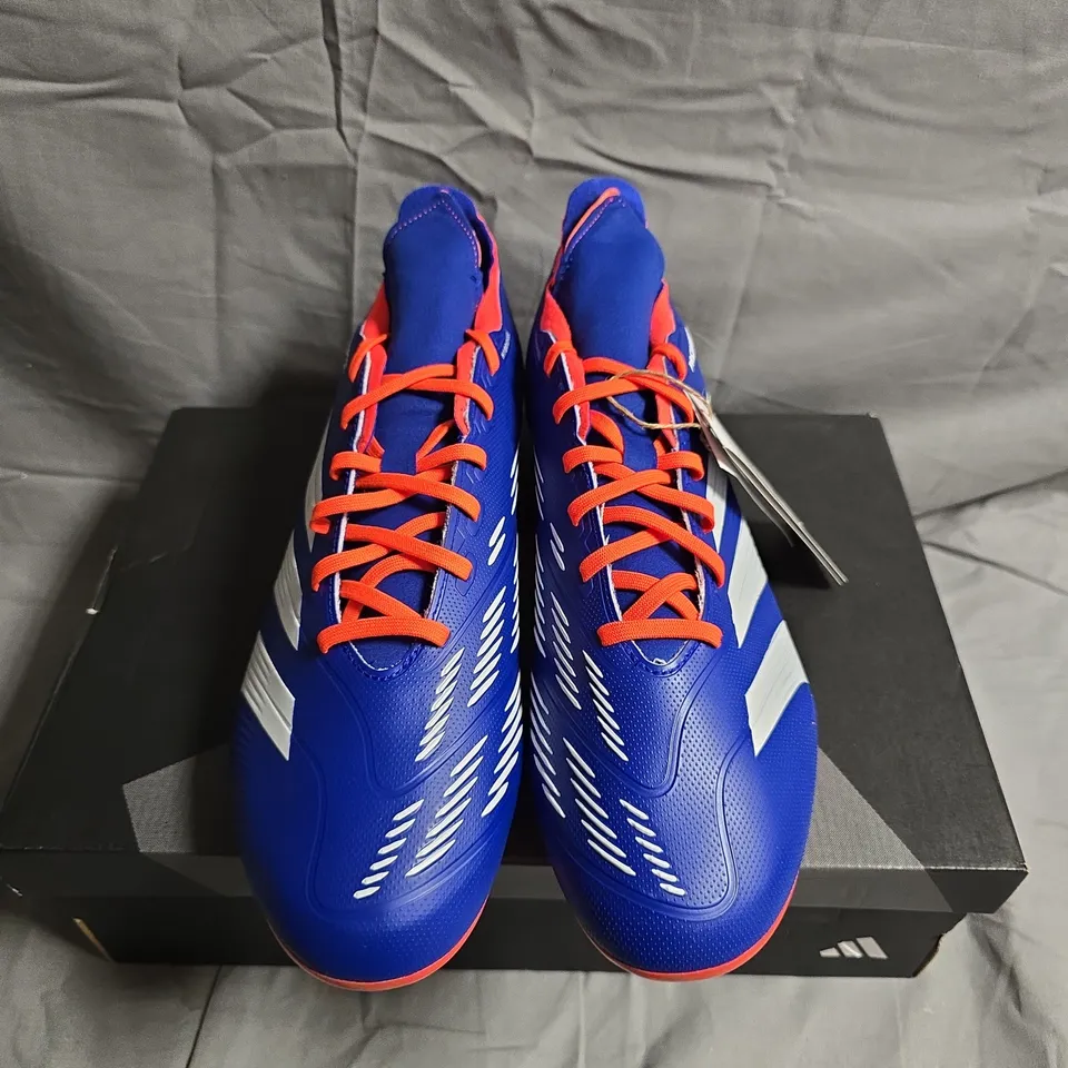 BOXED PAIR OF ADIDAS PREDATOR FOOTBALL BOOTS - UK SIZE 11.5