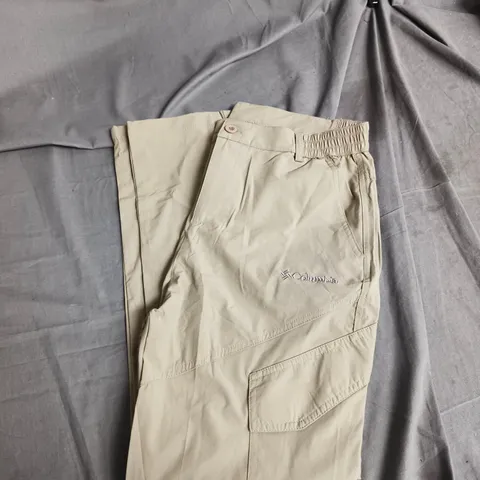 COLUMBIA MEN'S KHAKI HIKING TROUSERS – UK 32