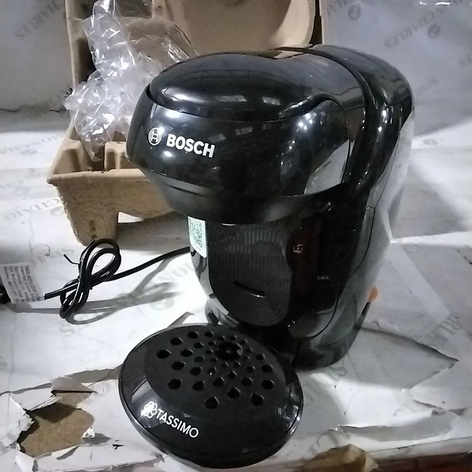 BOXED TASSIMO HOT DRINK MACHINE