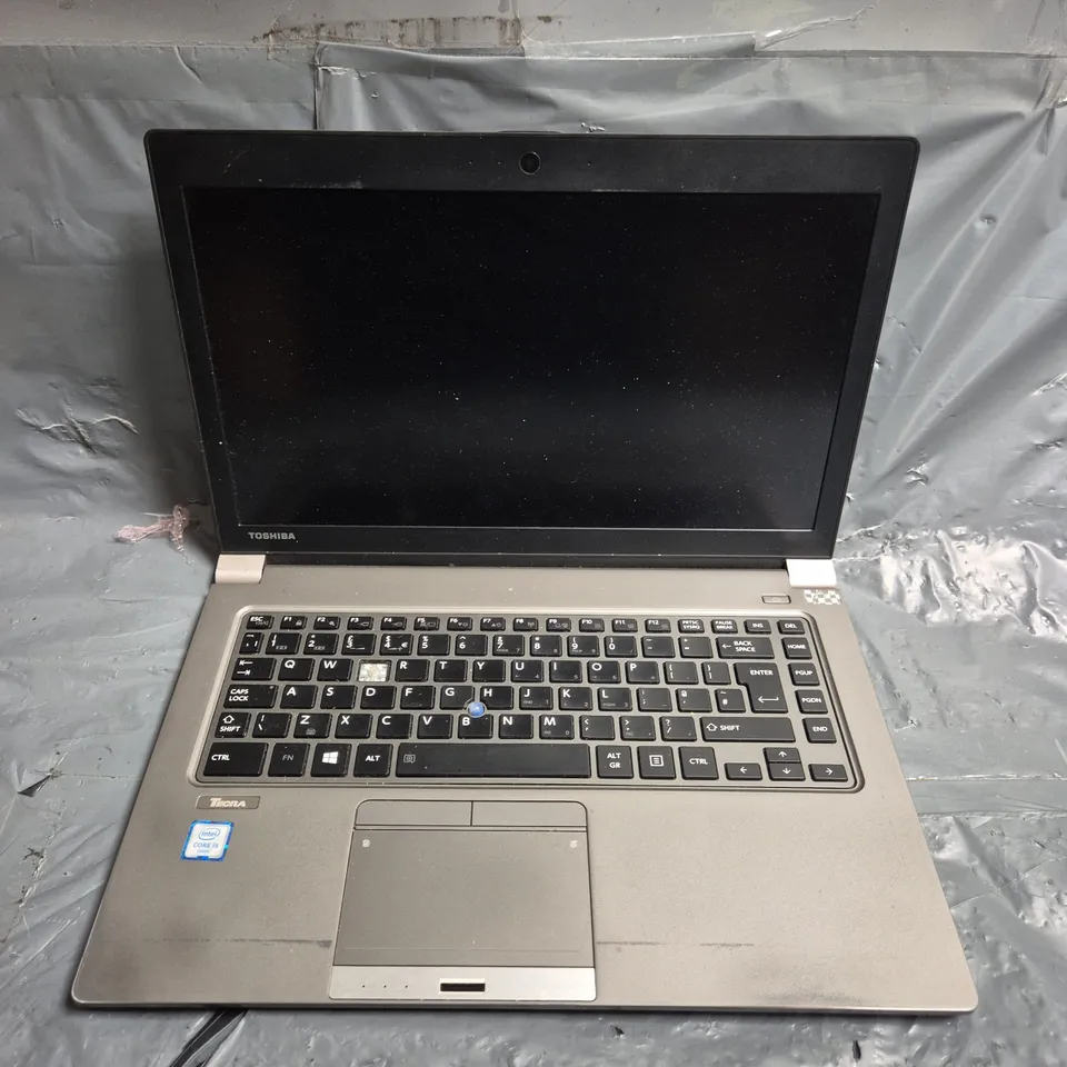 TOSHIBA TECRA Z40-C LPTOP