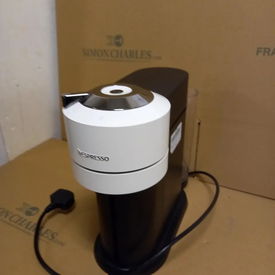 NESPRESSO COFFEE MACHINE