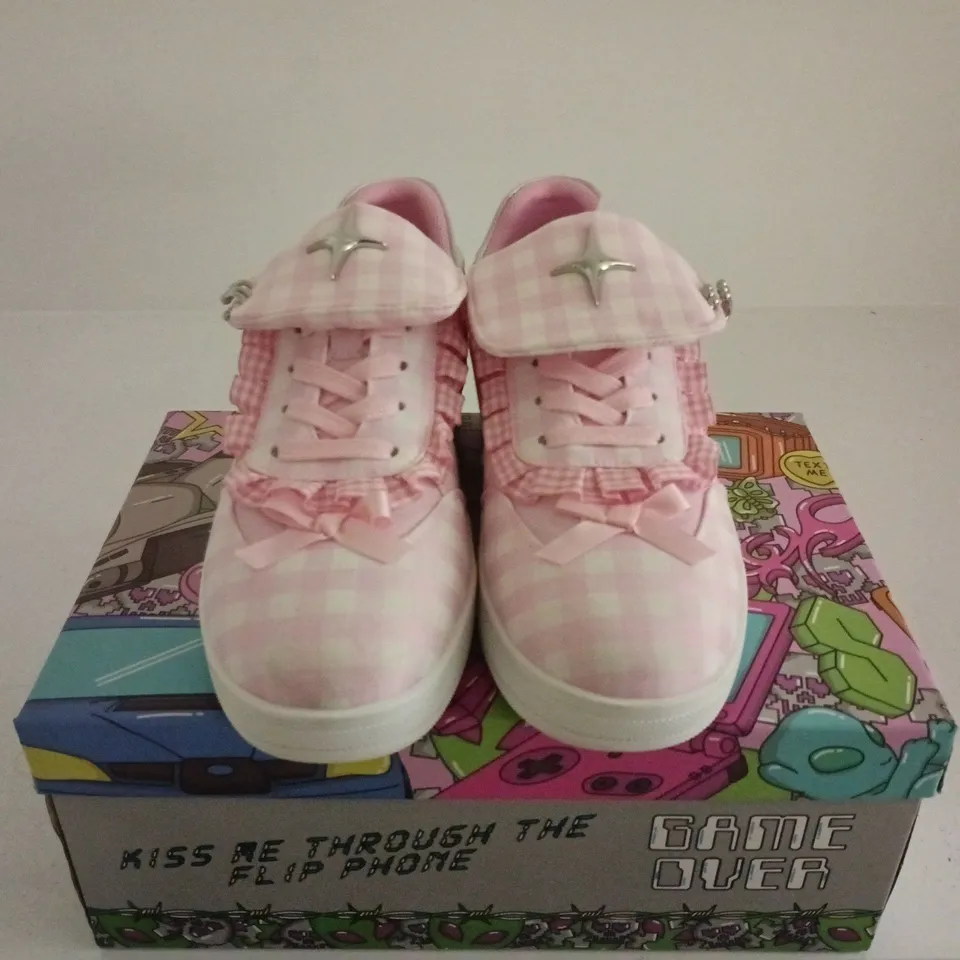 BOXED PAIR OF KOI MAGIC RABBIT GINGHAM FLAT SHOES – PINK, UK SIZE 6